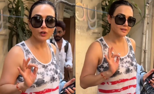 Preity Zinta's Lovely Warning To Paparazzi